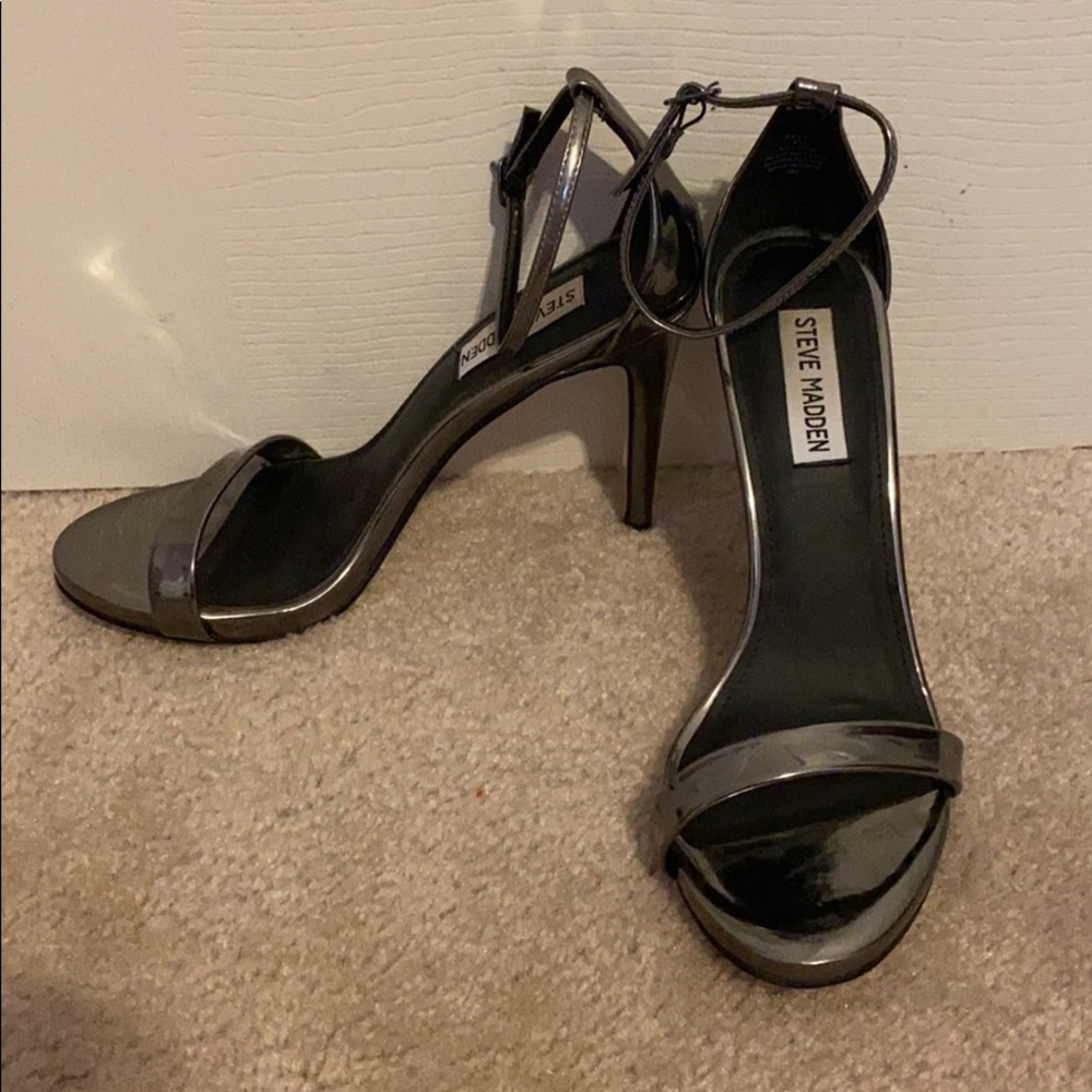 Pewter Leather heel sandals